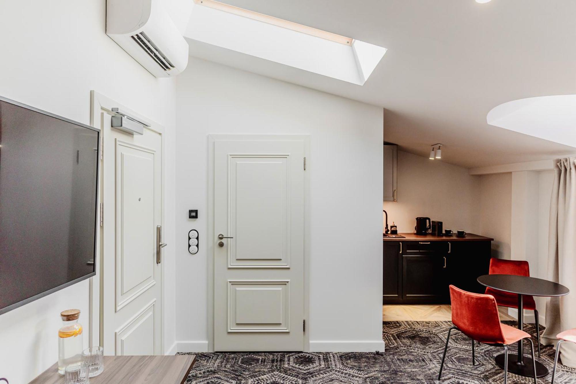 N33 Premium Apartments Old Town Krakow - Destigo Hotels Szoba fotó
